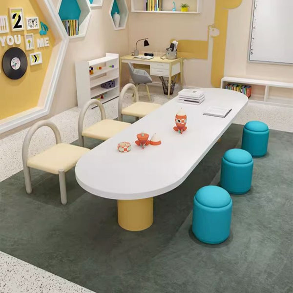 Chiquitos Kindergarten Custom Desk And Chair Set Solid Wood Manual Sofa And Chair Writing Desk And Chair Daycare Classroom Set