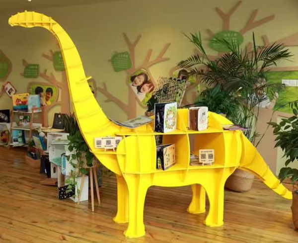 Chiquitos Animal modeling creative display shelf exhibition hall shop window decoration dinosaur display bookshelves for library